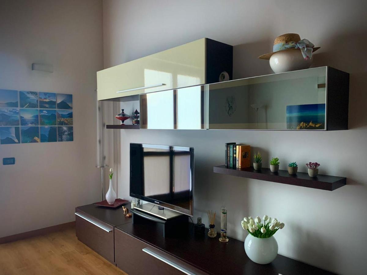 Iseolakerental - La Rocca Castro  Dış mekan fotoğraf